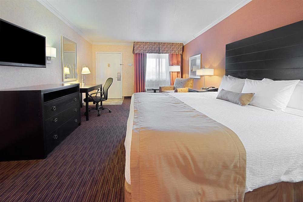 Best Western Innsuites Phoenix Hotel & Suites Dış mekan fotoğraf