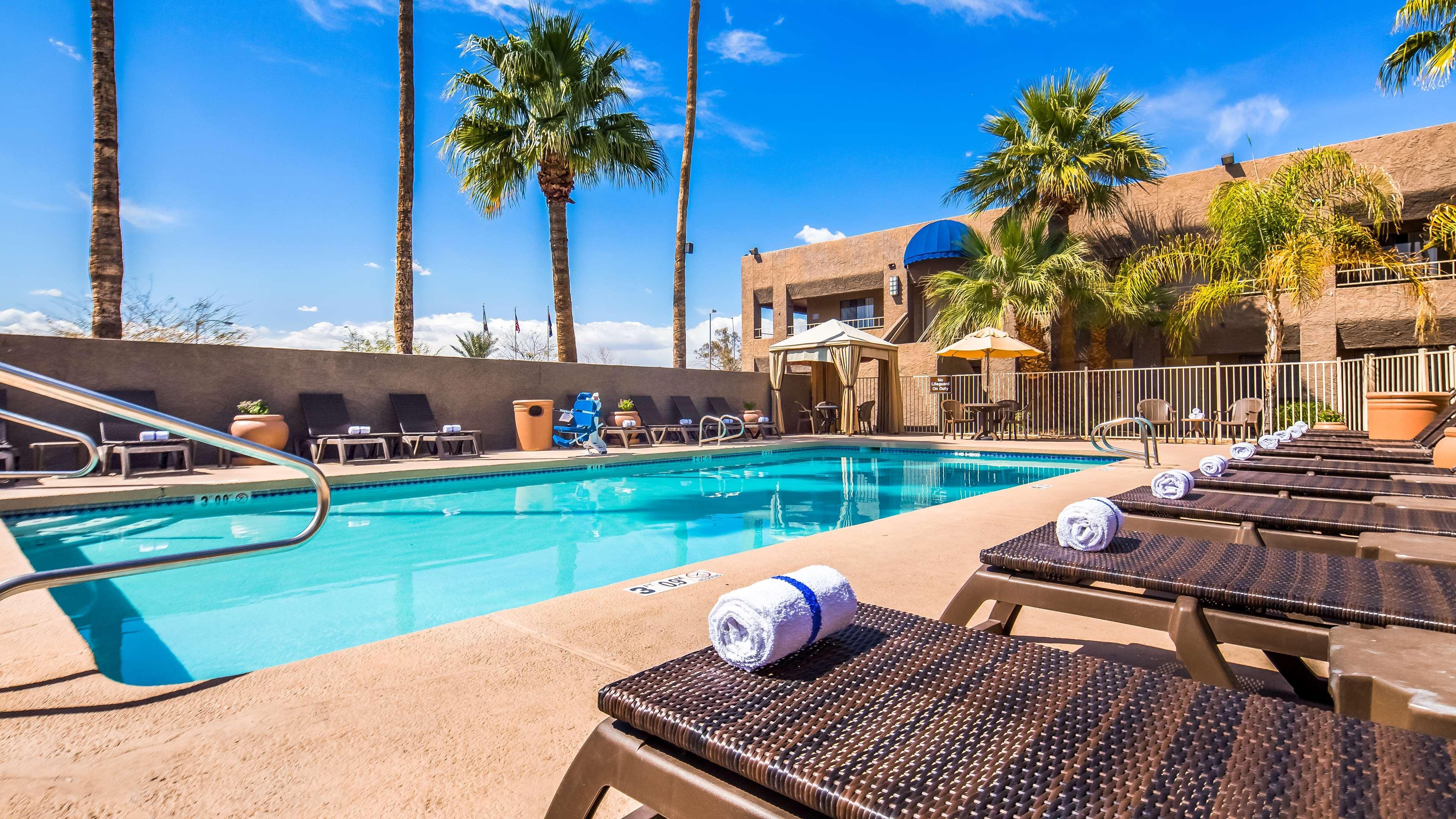 Best Western Innsuites Phoenix Hotel & Suites Dış mekan fotoğraf
