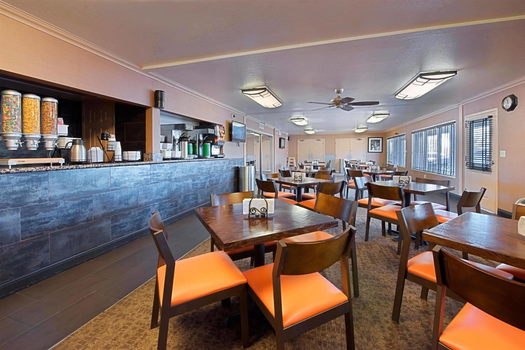Best Western Innsuites Phoenix Hotel & Suites Dış mekan fotoğraf